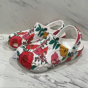 Crocs Baya Seasonal Printed Floral Clog 206230-10D